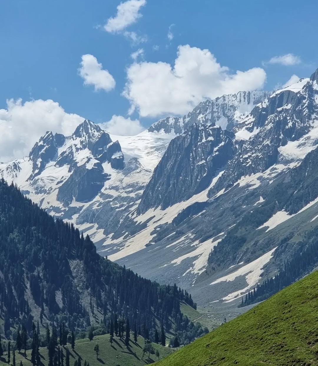 Alpine lakes in Kashmir